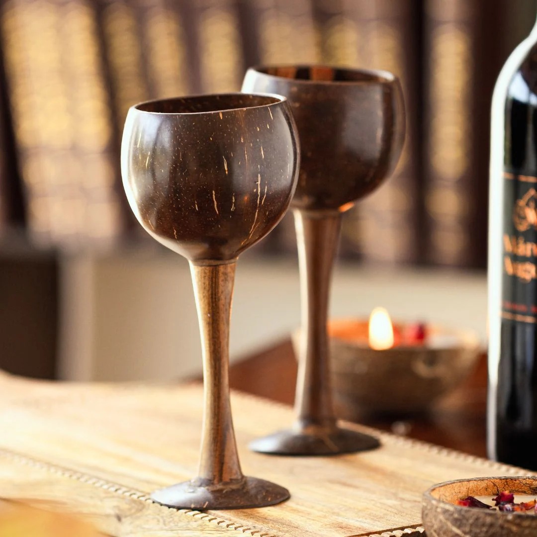 Wine Glass made with coconut shell, 2 pieces of glasses