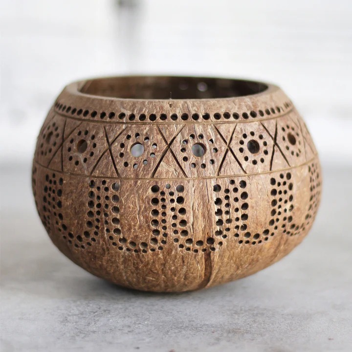 Candle lantern, It's made with Coconut shell with U design