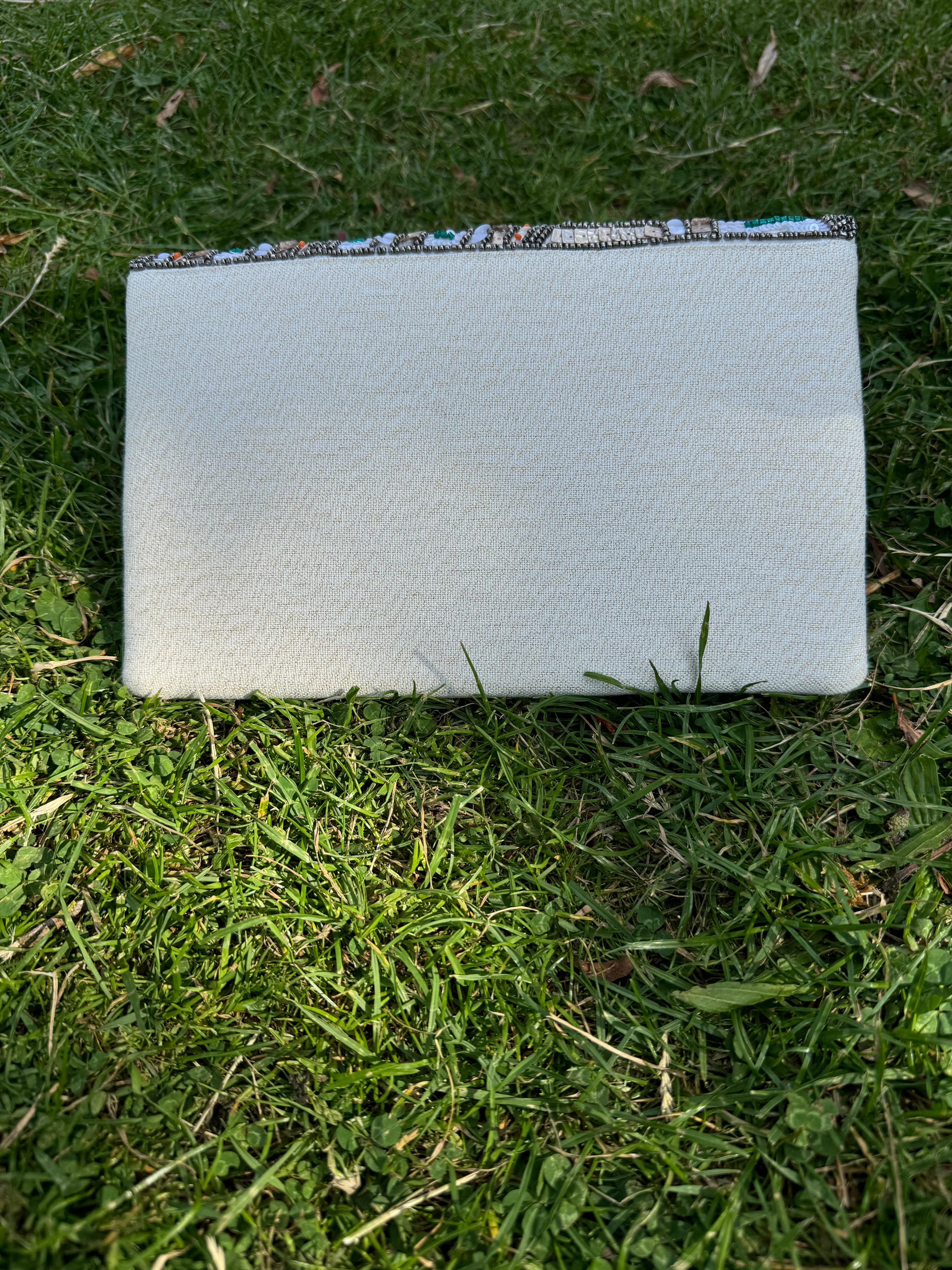 Handbag with magnum Beauty design